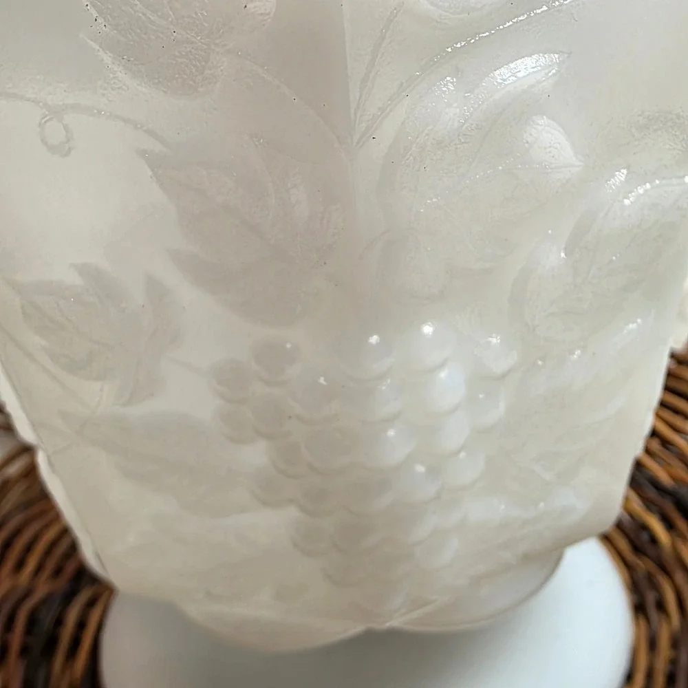 Vintage E.O. Brody Co White Milk Glass Foot Planter Grape‎ & Leaf Scalloped Rim